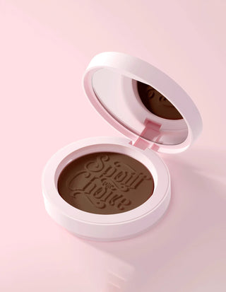P. Louise verwöhnt für Choice Creme Bronzer
