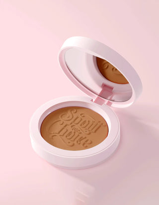 P. Louise verwöhnt für Choice Creme Bronzer
