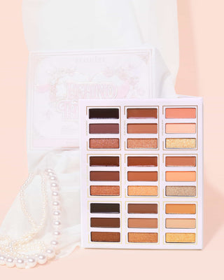P.Louise hinter der Schleierpalette