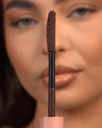 Reißfeste Mascara – sattes Braun